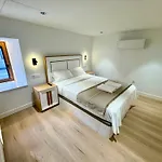 Premium Plaza San Cristóbal - Gran Vía Centro Apartamento *