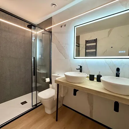 Ele Duplex La Ermita شقة *