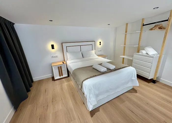 Premium Plaza San Cristobal - Gran Via Centro