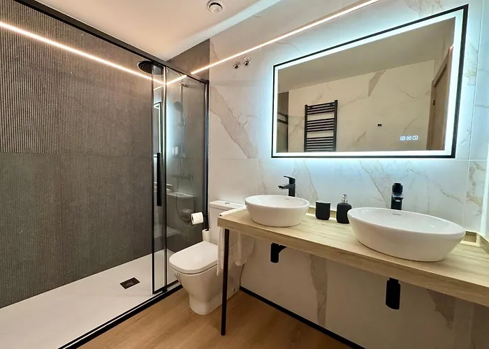 Premium Plaza San Cristobal - Gran Via Centro 아파트 *