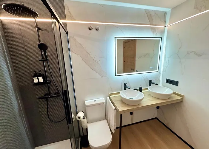 Premium Plaza San Cristobal - Gran Via Centro *